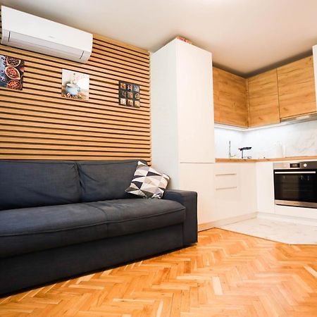 White Central Apartment Варна Екстер'єр фото