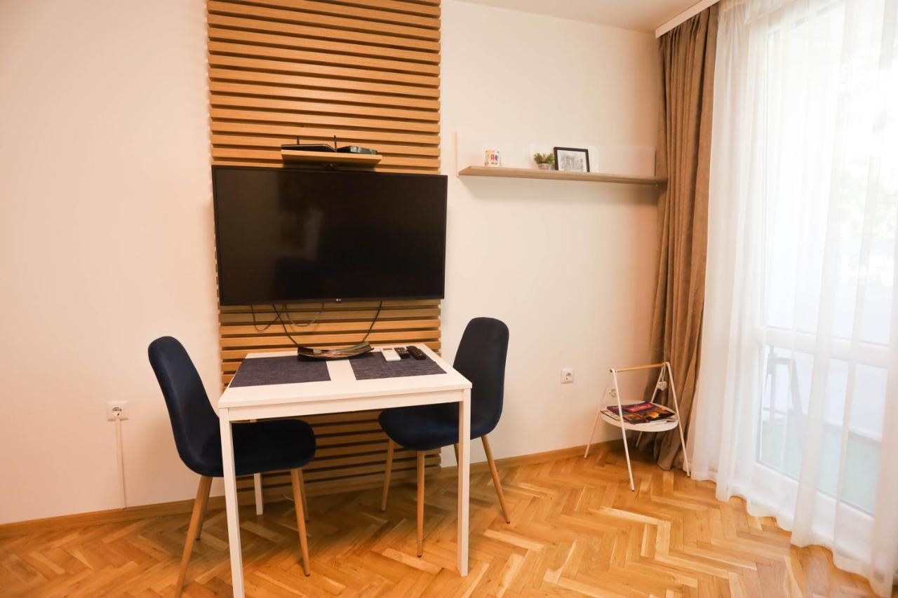 White Central Apartment Варна Екстер'єр фото