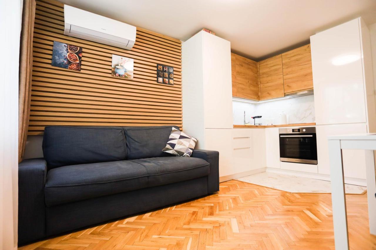 White Central Apartment Варна Екстер'єр фото